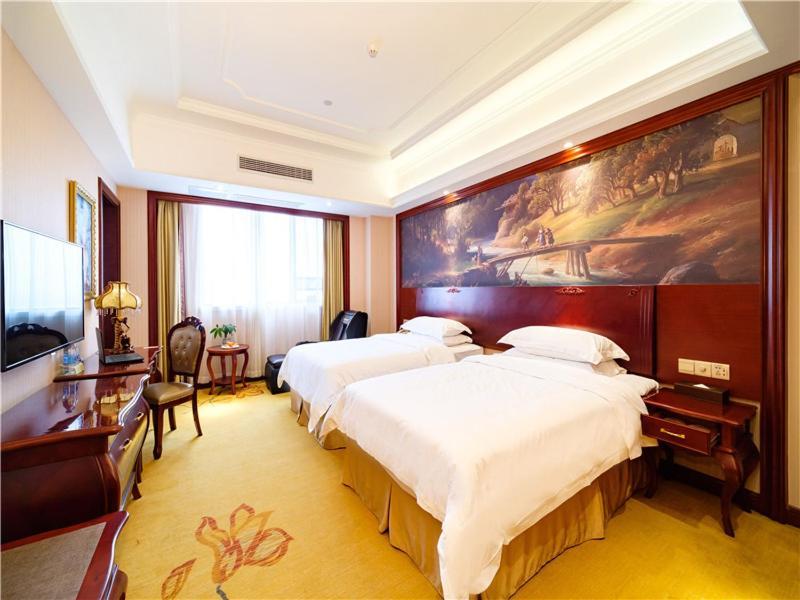 Vienna International Hotel Shanghai International Tourism And Resorts Zone Exterior photo