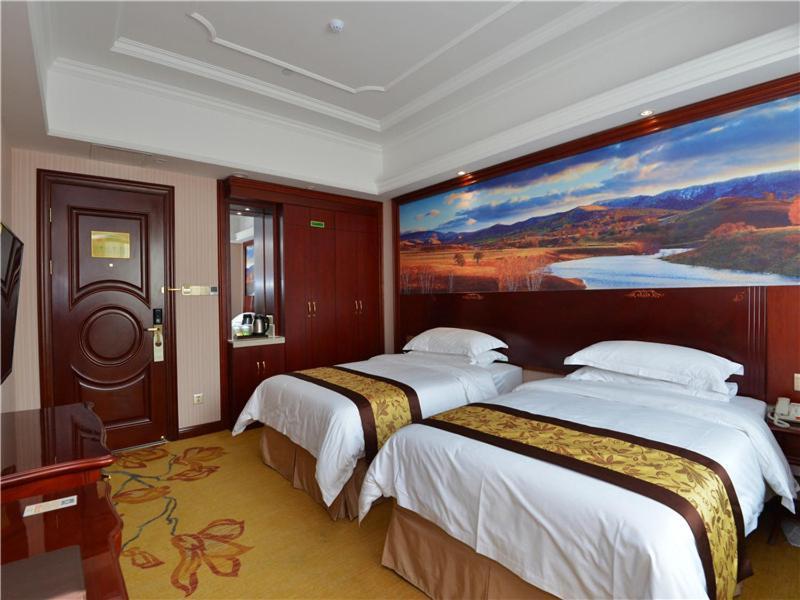 Vienna International Hotel Shanghai International Tourism And Resorts Zone Exterior photo