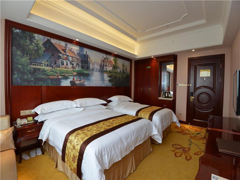 Vienna International Hotel Shanghai International Tourism And Resorts Zone Exterior photo